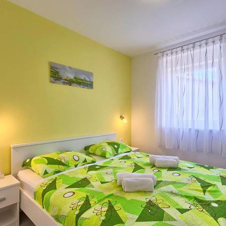 Apartment Viola ,2019 메덜린 외부 사진