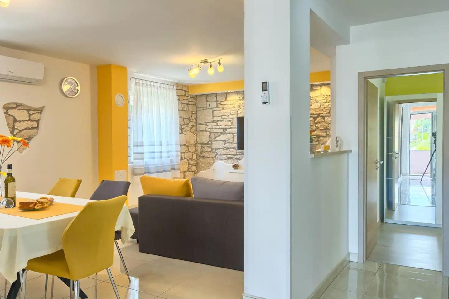 Apartment Viola ,2019 메덜린 외부 사진